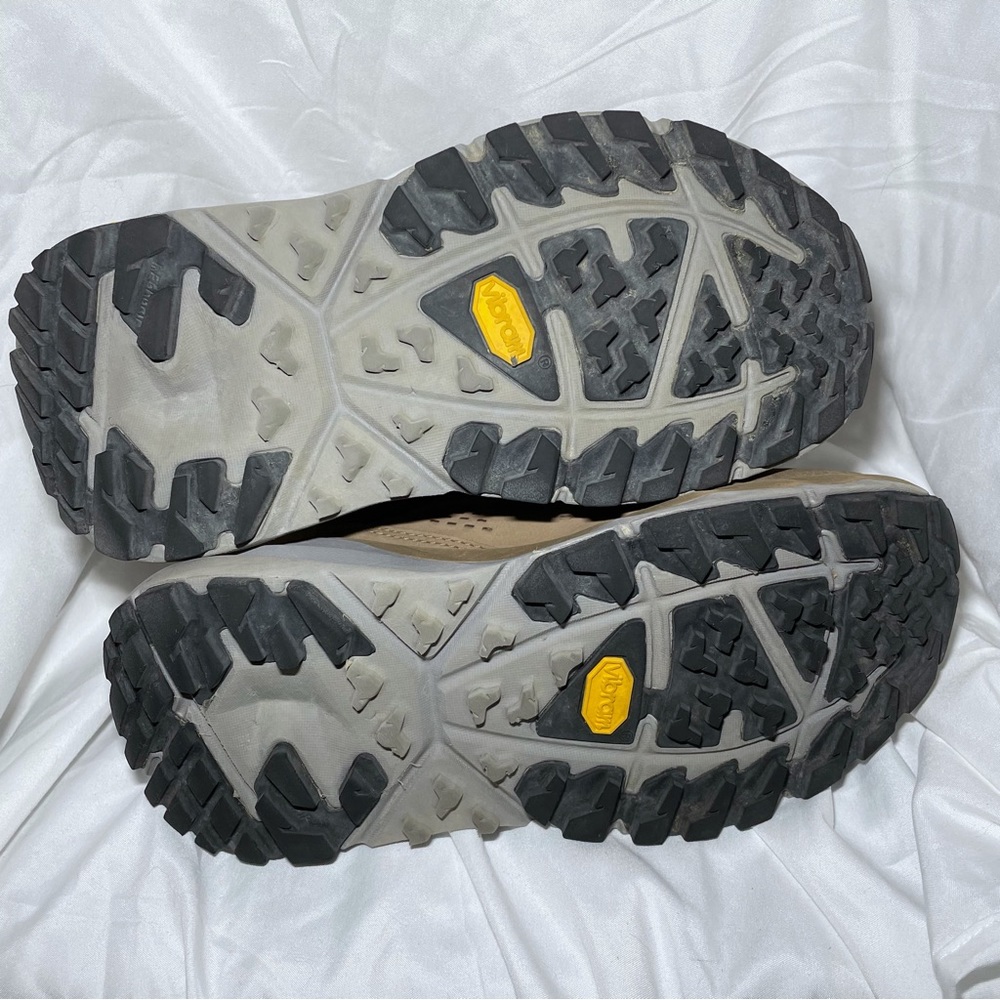 Hoka Women's Brown Hiking Boot - Picture 8 of 10